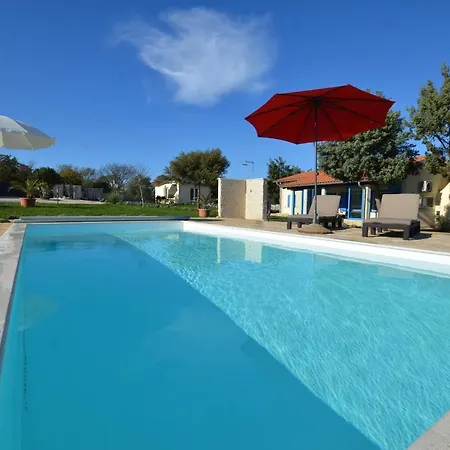 בית נופש Bella Di Campo רוביני