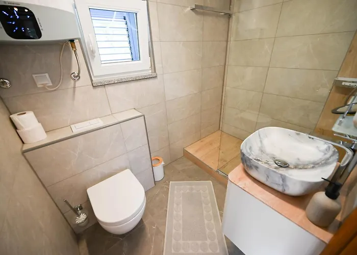 Bella Di Campo Ρόβινι